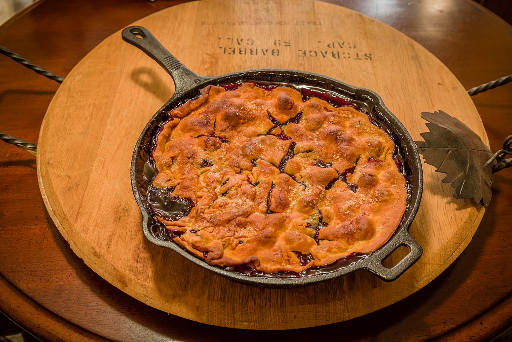 BLACKBERRY SKILLET COBBLER